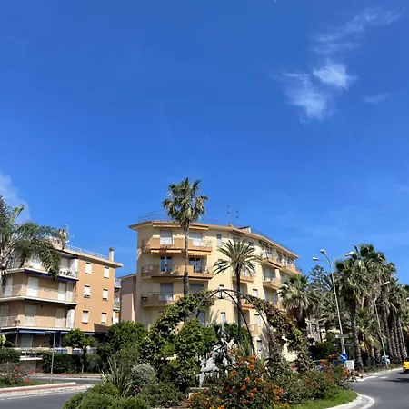 Apartman Casa Delle Sirene, In Centro A Due Passi Dal Mare